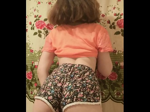 ❤️ دختر جوان سکسی که شورتش را جلوی دوربین در می آورد ❤️❌  شلخته در ما ❤